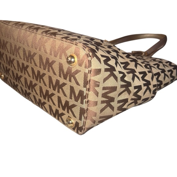 EUC Michael Kors Tan Brown Monogram Canvas Tote Handbag Gold Metallic Leather - Picture 5 of 12